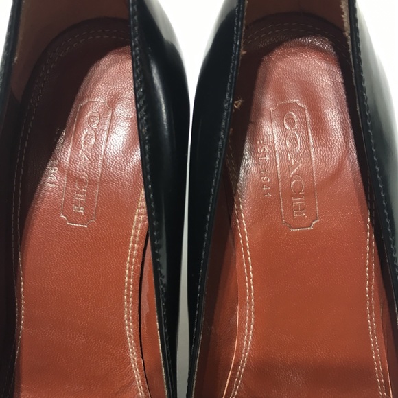 Coach Classic Black Leather Heels Size 8.5 - Picture 2 of 8